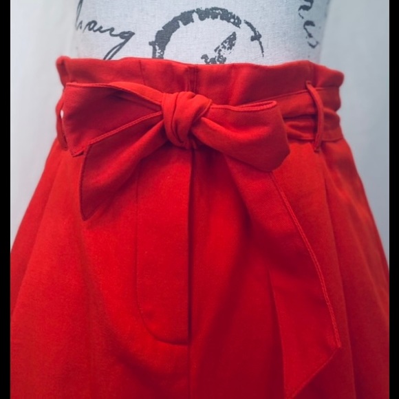 Entro Red Paper Bag Style Shorts Removable Tie Belt Faux Back Pockets NWT - Picture 3 of 11